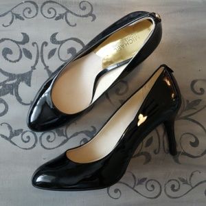 Michael Kors black heels